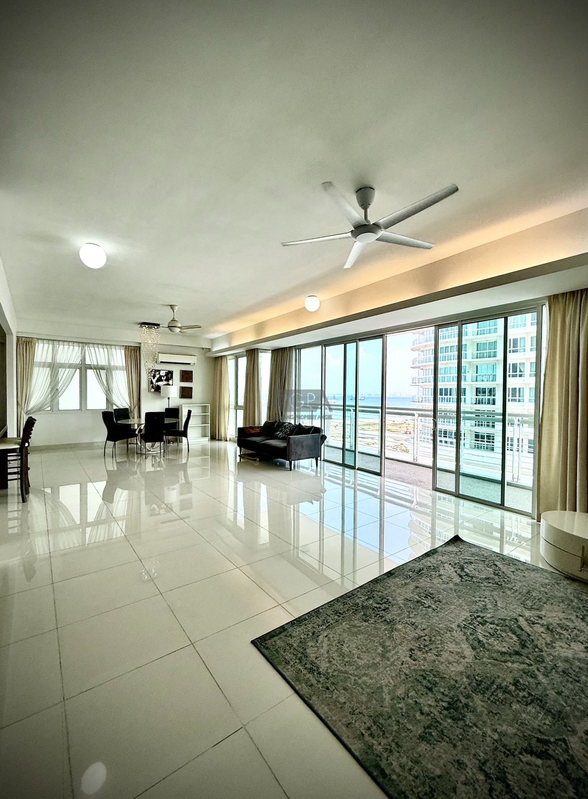 Gurney Paragon Residences (West Tower, Unit D) on Gurney Drive.