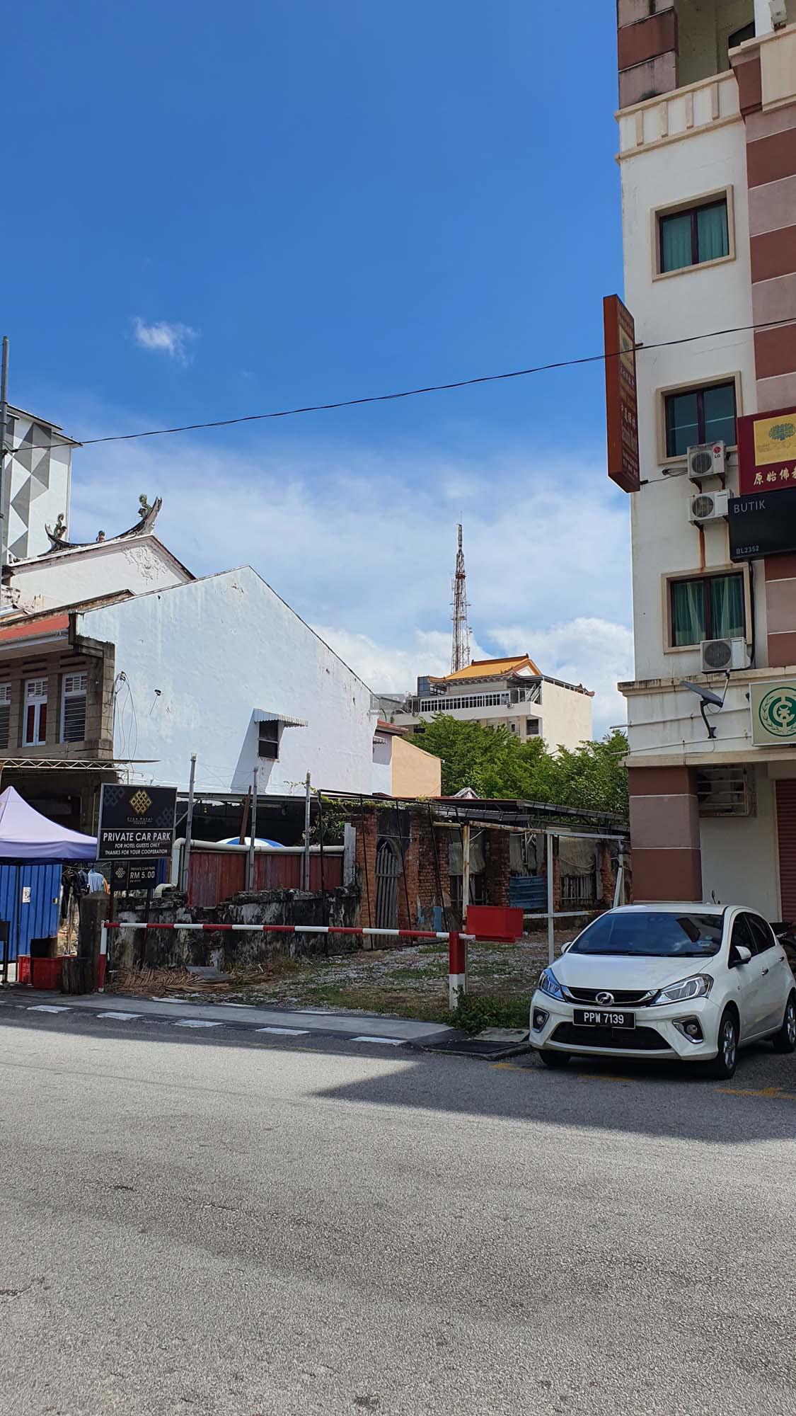 Lorong Selamat Land