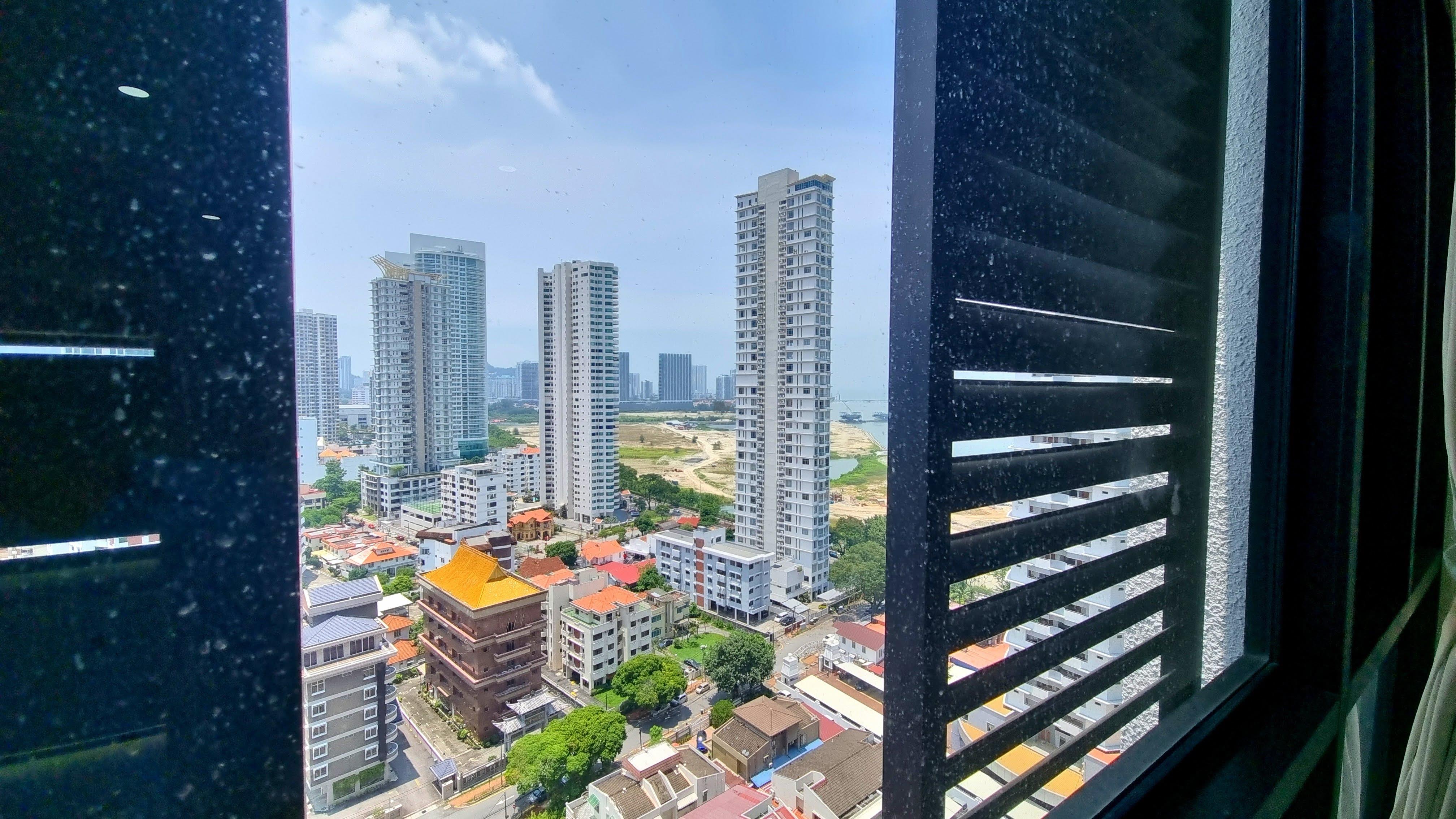 Setia V Residences @ Gurney Drive (Tower B, Middle Floor).