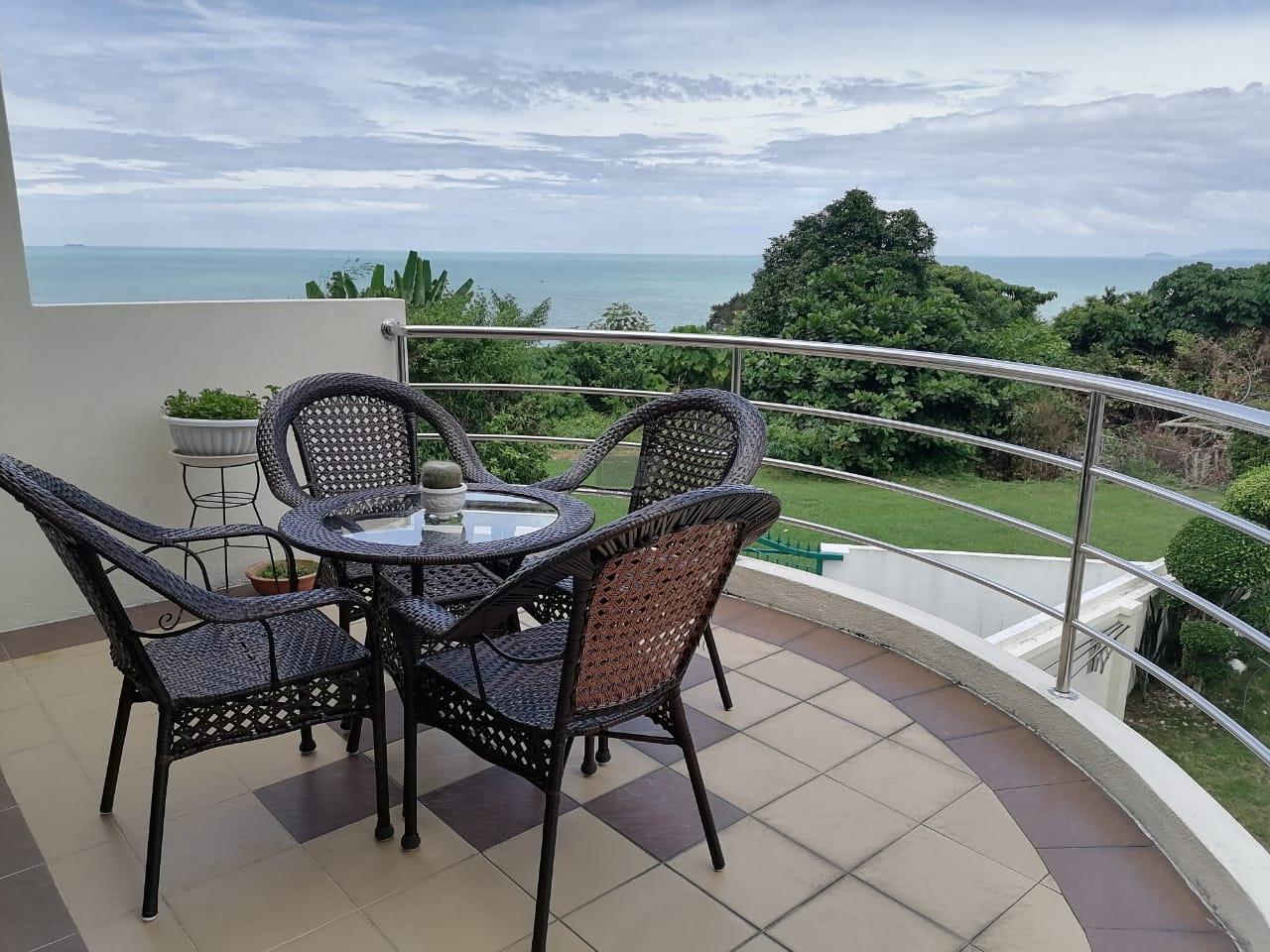 3/S Link house with Sea views in Cangkat Ria, Mount Pleasure
