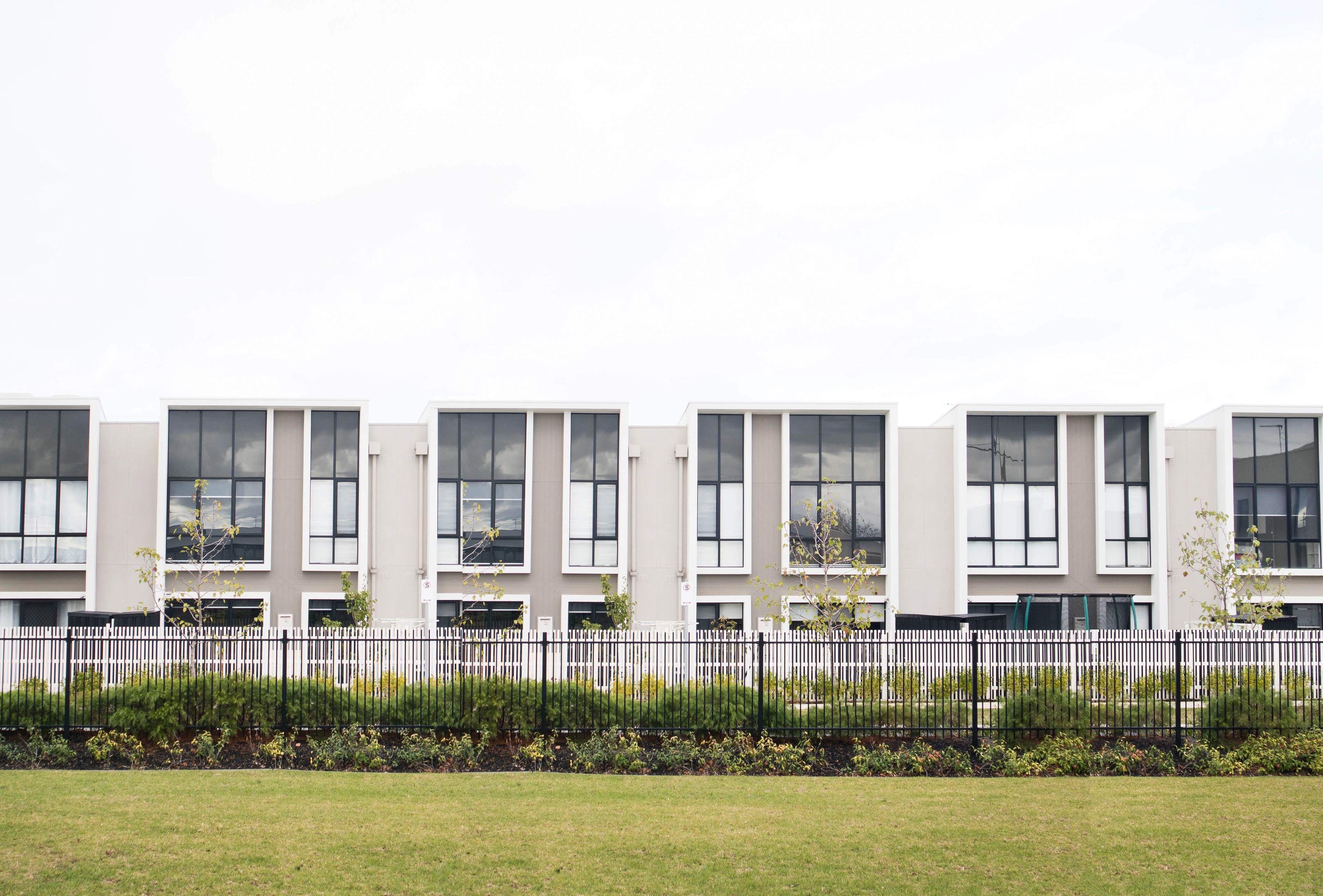 Terrace / Link / Townhouse	