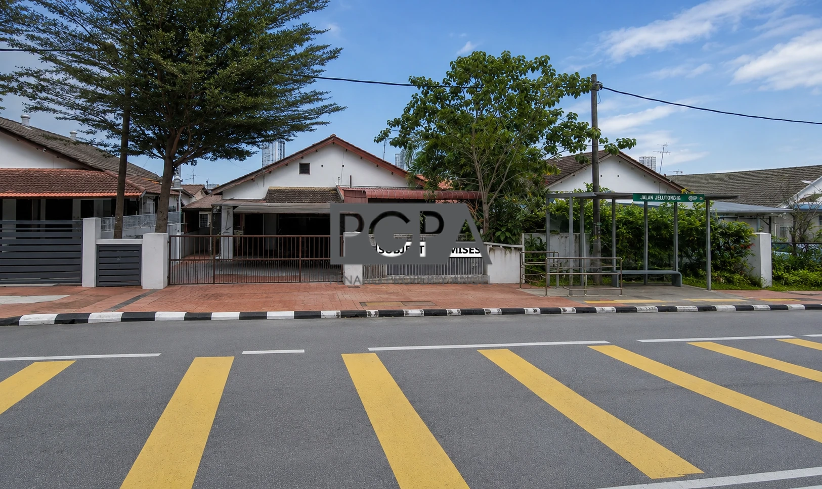 VALUE-BUY: A Single-Storey Semi-D on Jalan Lembah Permai in Tanjung Bungah.