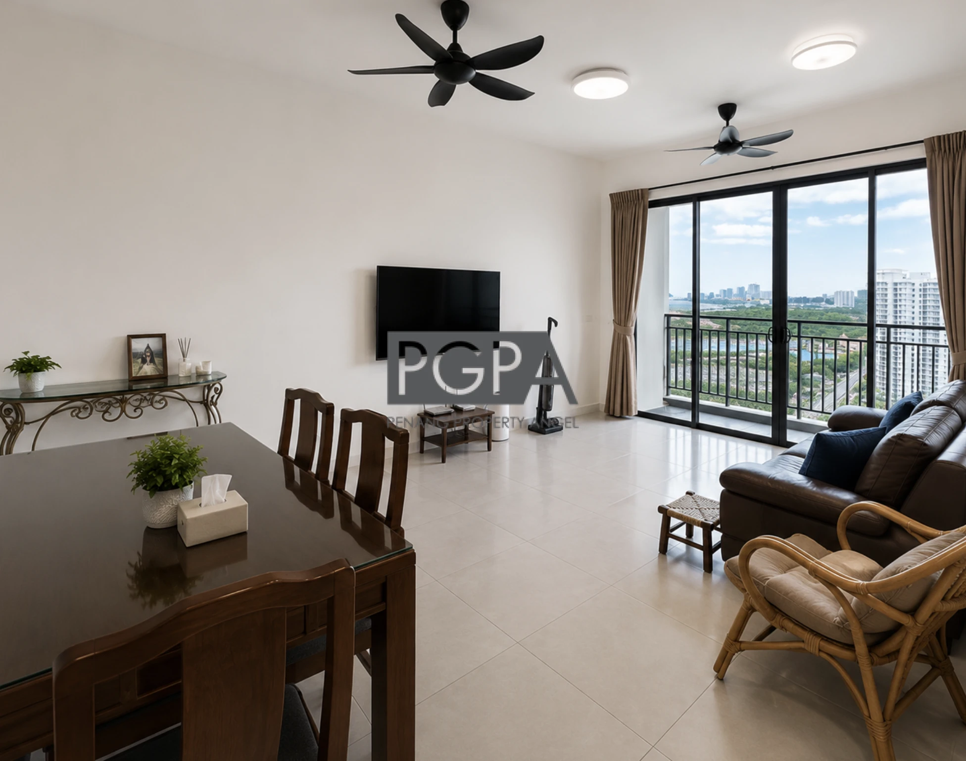 3 Residence Condominium at Karpal Singh Drive.
